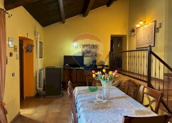 Sala da pranzo - Casa indipendente Via San Tommaso
 
126, Perano - foto 19