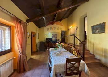 Sala da pranzo - Casa indipendente Via San Tommaso
 
126, Perano - foto 20