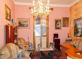 Soggiorno - Appartamento via Santa Chiara
 
28, Catania - foto 27