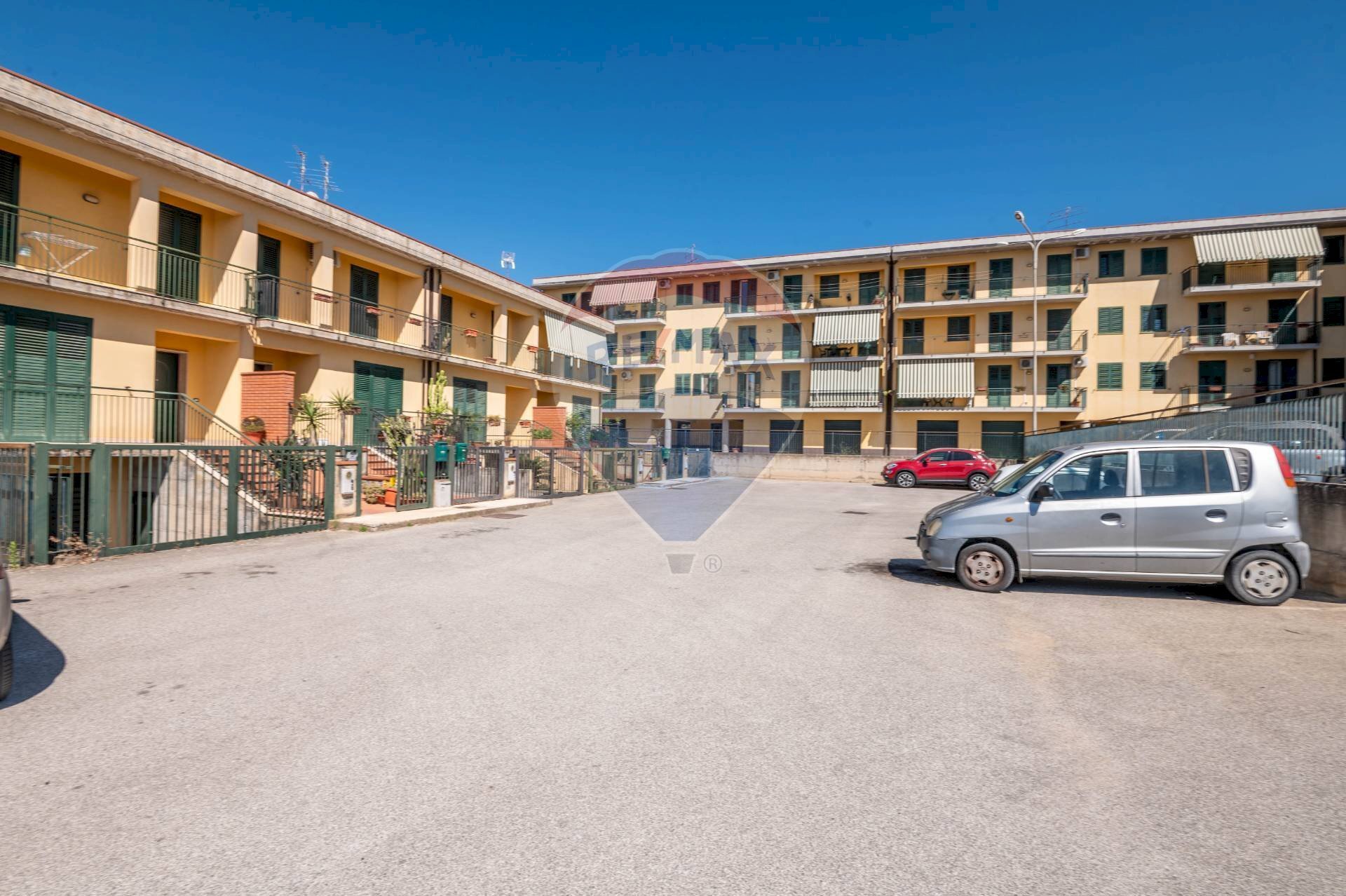 Edificio all\'aperto - Quadrilocale Via Giuseppe D'Andrea
 
2, Caltagirone - foto 3