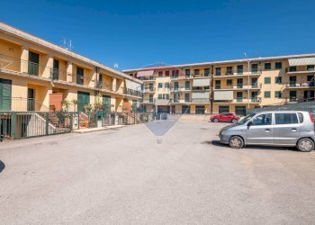 Edificio all\'aperto - Quadrilocale Via Giuseppe D'Andrea
 
2, Caltagirone - foto 3