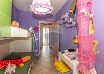 Camera / camera da letto - Quadrilocale Via Giuseppe D'Andrea
 
2, Caltagirone - foto 21