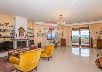 Soggiorno - Villa Via Brenta
 
48, Augusta - foto 9