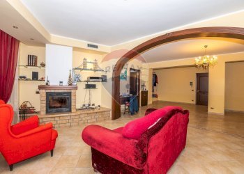 Soggiorno - Villa Via Brenta
 
48, Augusta - foto 27