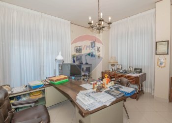 Ufficio - Villa Via Brenta
 
48, Augusta - foto 31