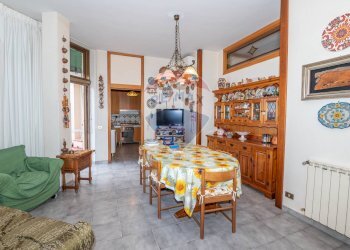 Sala da pranzo - Villa Via Brenta
 
48, Augusta - foto 36