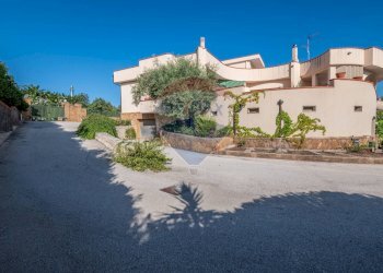 Casa all\'aperto - Villa Via Brenta
 
48, Augusta - foto 38