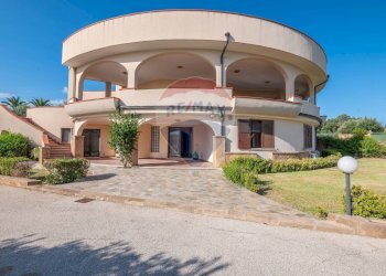 Casa all\'aperto - Villa Via Brenta
 
48, Augusta - foto 39