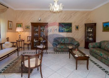 Soggiorno - Villa Contrada Cannarozzo
 
snc, Piazza Armerina - foto 9