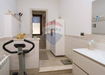 Bagno - Villa Contrada Cannarozzo
 
snc, Piazza Armerina - foto 21