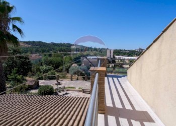 Balcone - Villa Contrada Cannarozzo
 
snc, Piazza Armerina - foto 39