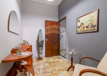 Hall / corridoio - Trilocale Via Mondello
 
20, Paterno - foto 9