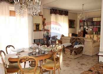 Sala da pranzo - Appartamento carnazza
 
89, Tremestieri Etneo - foto 19