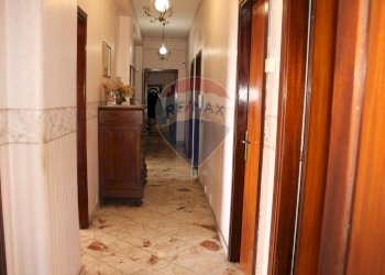 Hall / corridoio - Appartamento carnazza
 
89, Tremestieri Etneo - foto 22