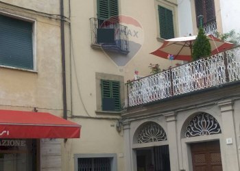 Edificio all\'aperto - Appartamento Piazza Giovanni da Strada
 
10, Castel San Niccolò - foto 1