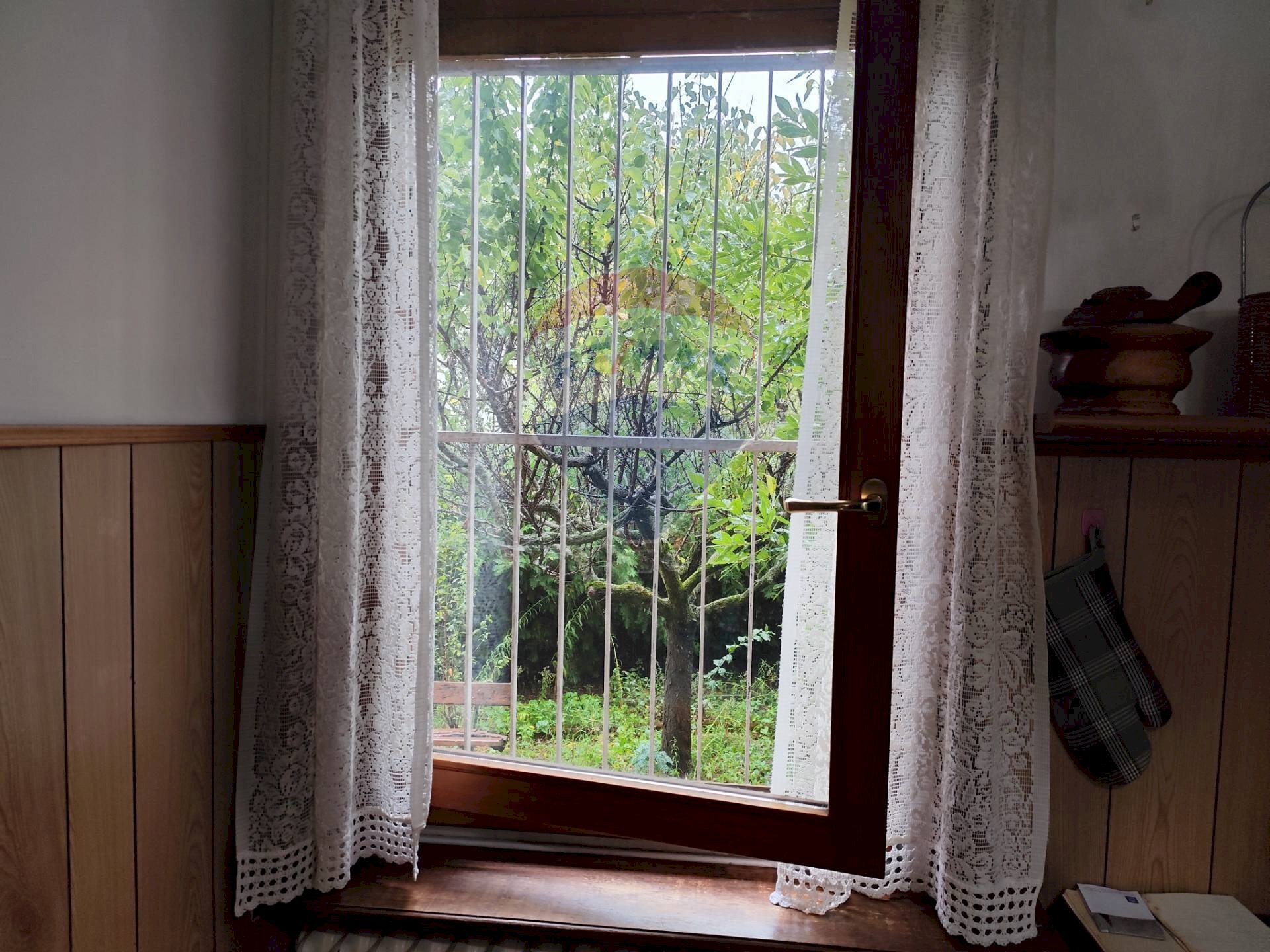 Camera / camera da letto - Quadrilocale Via Pavone
 
2A, Ivrea - foto 2