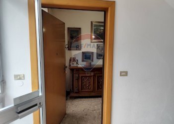 Hall / corridoio - Quadrilocale Via Pavone
 
2A, Ivrea - foto 20