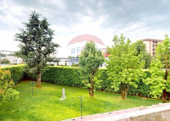 Giardino - Villa Via Enrico Toti
 
350, Caronno Pertusella - foto 28