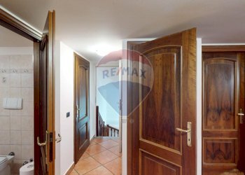 Hall / corridoio - Villa Via Enrico Toti
 
350, Caronno Pertusella - foto 36