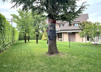 Giardino - Villa Via Enrico Toti
 
350, Caronno Pertusella - foto 53