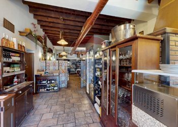 Ingresso - Locale Commerciale Via Matteotti
 
8, Arese - foto 2