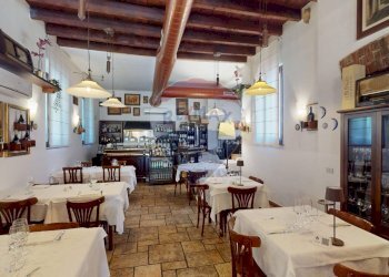 Sala da pranzo - Locale Commerciale Via Matteotti
 
8, Arese - foto 7