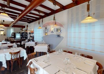 Sala da pranzo - Locale Commerciale Via Matteotti
 
8, Arese - foto 13