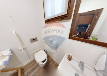 Bagno - Locale Commerciale Via Matteotti
 
8, Arese - foto 24