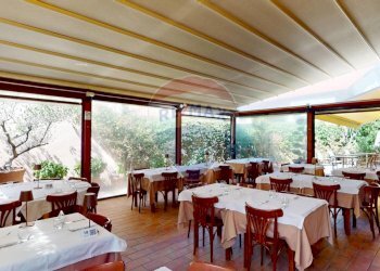 Sala da pranzo - Locale Commerciale Via Matteotti
 
8, Arese - foto 32