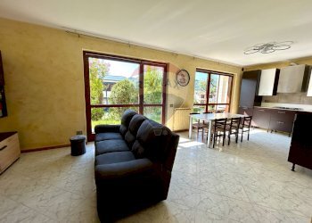 Sala da pranzo - Quadrilocale Borgo di Terzo - foto 2