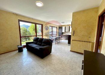 Sala da pranzo - Quadrilocale Borgo di Terzo - foto 3