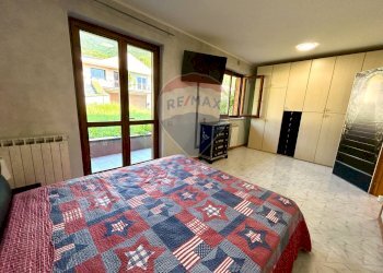 Camera / camera da letto - Quadrilocale Borgo di Terzo - foto 18