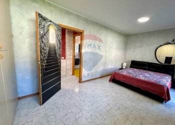 Camera / camera da letto - Quadrilocale Borgo di Terzo - foto 20