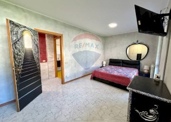 Camera / camera da letto - Quadrilocale Borgo di Terzo - foto 22