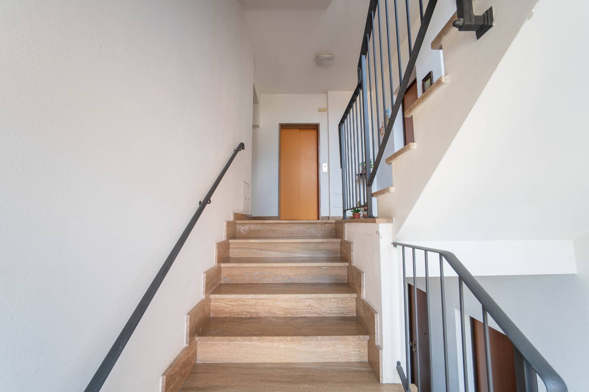 Foto 3 - Bilocale Via Don castaldi
 
14, San Gimignano - foto 3