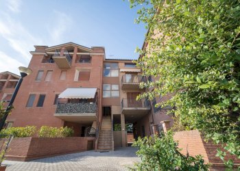 Foto 1 - Bilocale Via Don castaldi
 
14, San Gimignano - foto 1