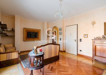 Foto 7 - Attico Piazza Cesare Terranova
 
5, Parabita - foto 7