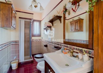 Foto 12 - Attico Piazza Cesare Terranova
 
5, Parabita - foto 12