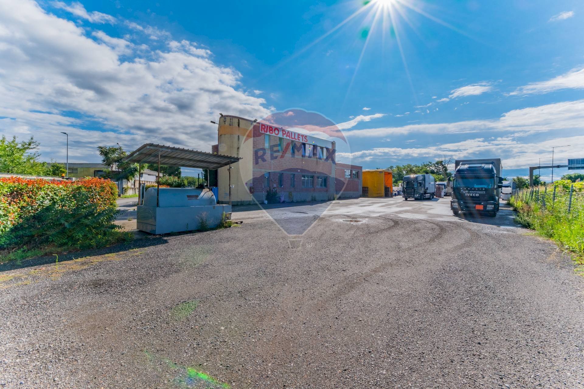 Edificio all\'aperto - Capannone BONICALZA, Cassano Magnago - foto 1