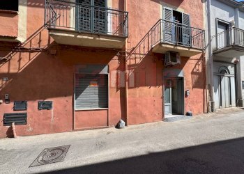 Foto 2 - Locale Commerciale Avella - foto 2