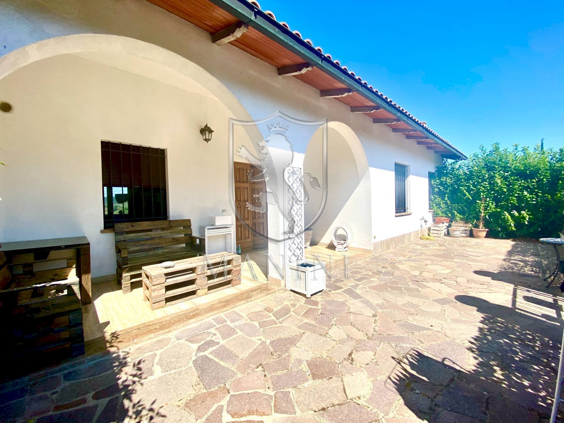 Foto 1 - Villa a Schiera Piazza Giuseppe Garibaldi
 
3, Sinalunga - foto 1