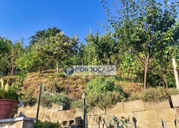 ESTERNO - Casa semi indipendente Via Gasparo Venturini
 
7, Massa - foto 35