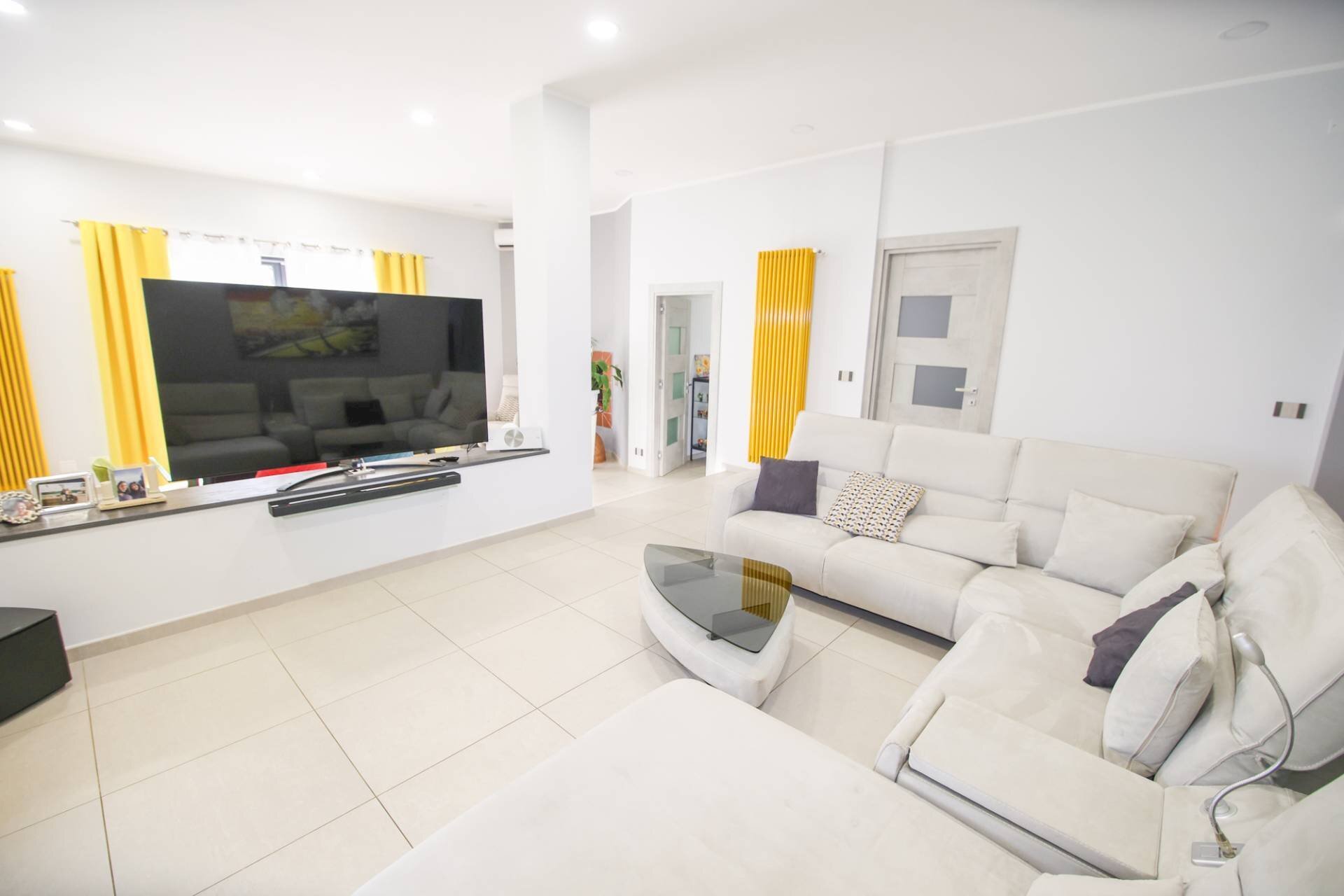 Foto 2 - Villa Strada dell'Alpina
 
76, San Benigno Canavese - foto 2