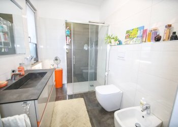 Foto 15 - Villa Strada dell'Alpina
 
76, San Benigno Canavese - foto 15