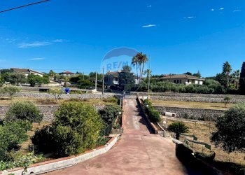 Edificio all\'aperto - Villa via pietre nere cava ispica
 
41, Modica - foto 32