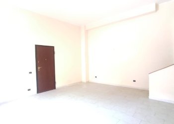 Foto 1 - Trilocale via Appia
 
442, Maddaloni - foto 1