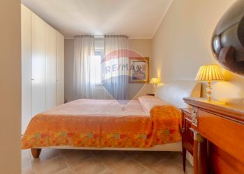 Camera / camera da letto - Quadrilocale Via Antonio De Curtis
 
9, Bari - foto 16