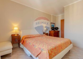 Camera / camera da letto - Quadrilocale Via Antonio De Curtis
 
9, Bari - foto 17