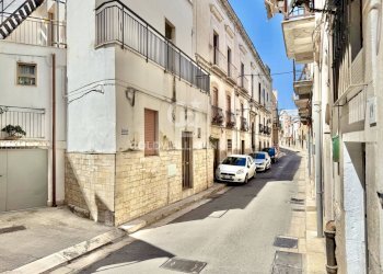 Foto 2 - Trilocale Via Libia
 
28, Andria - foto 2
