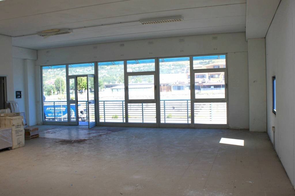 Interno non residenziale - Office strada Regionale Formia-Cassino, Spigno Saturnia - photo 2